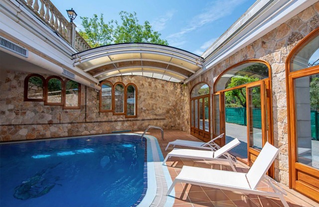 Club Villamar - Fantástica villa con piscina cubierta, jacuzzi en la misma piscina, wifi y un fan...
