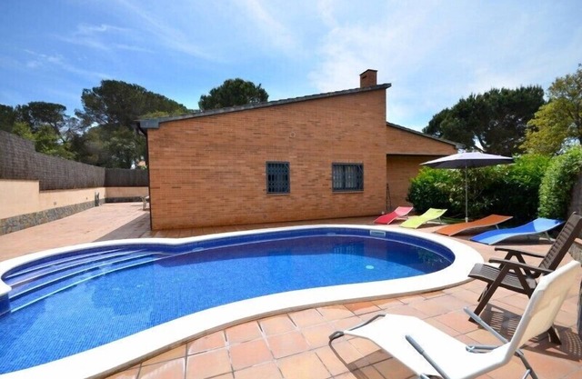 Club Villamar - Villa en Aigua Viva Park a 10 km de Lloret de Mar, 6 personas, piscina privada, b...