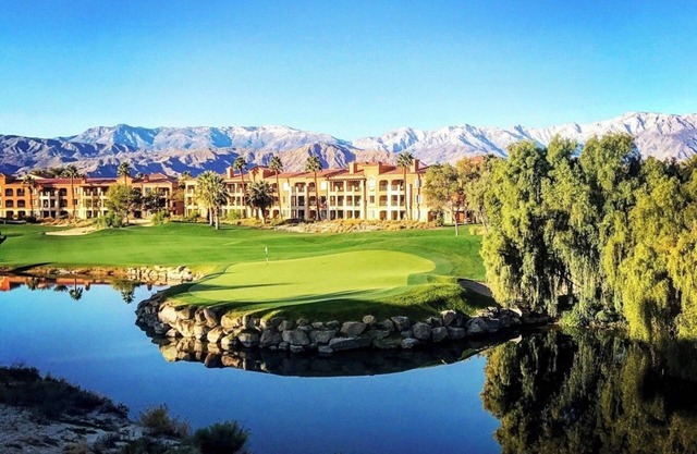 Coachella perfect! Cozy studio with fitness room and AC in charming Palm Desert