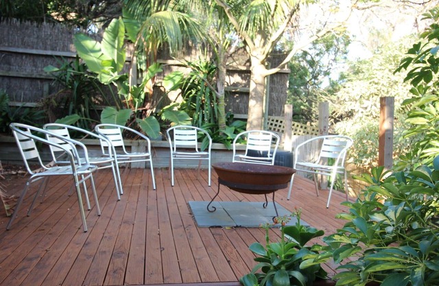 Coastal Beauty …...in a garden retreat