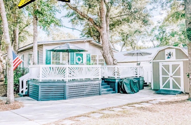 Coastal Corner House in the Award Winning Ocean Lakes! Includes golf cart!