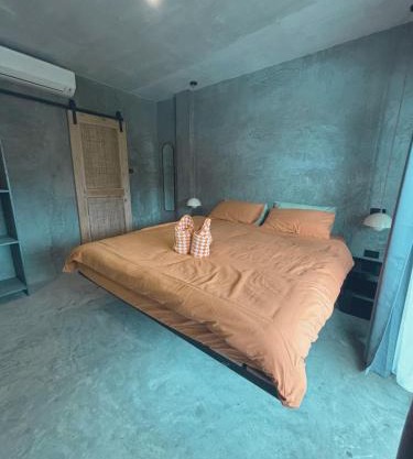 Coconut Home - Room 1