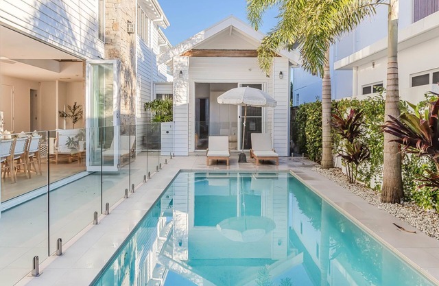 Coen by the Sea - Beachfront home