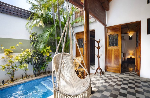 Elegancia Colonial y Refugio junto a la Piscina