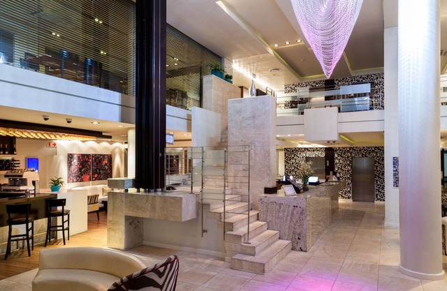 Colosseum Hotel