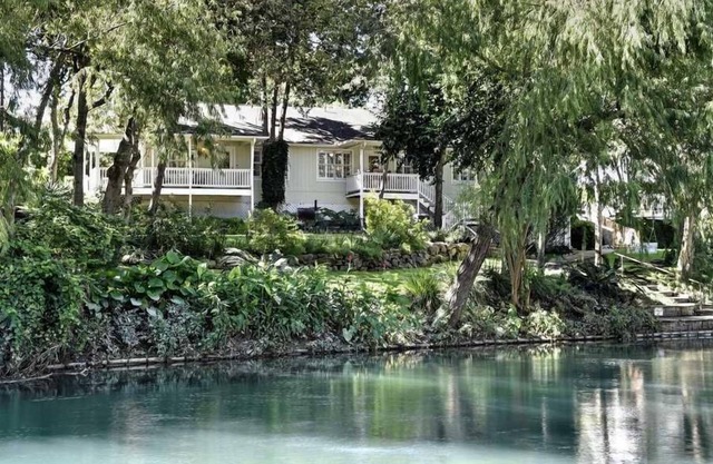 Comal River Cottages 403-B