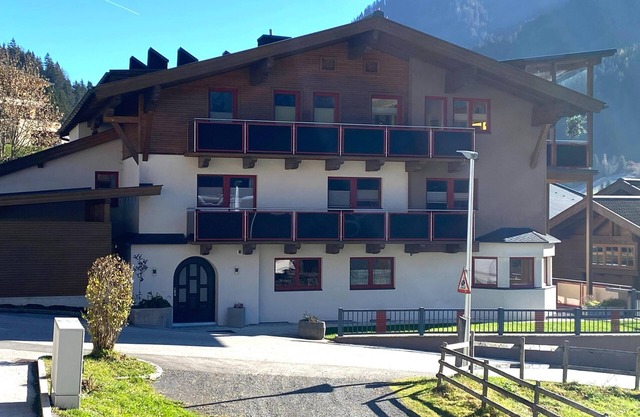 Combination of 2 apartments at top location
