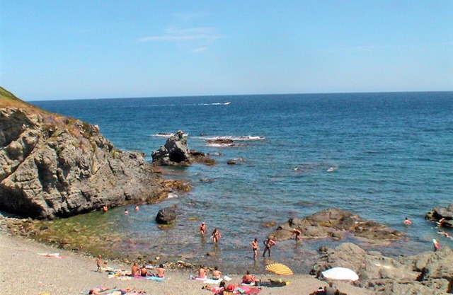Confort y tranquilidad, a 50 metros del mar, a 200 metros de la playa y Puerto