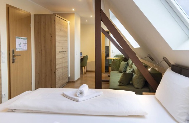 Comfort double room GH-early booking rate B&B - AKZENT Hotel Roter Ochse