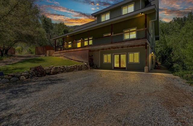 Private Luxe Stay - Family Ready - Sleeps 14! WiFi, AC, BBQ