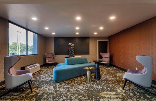 Comfort Inn & Suites Nashville Downtown – Stadium