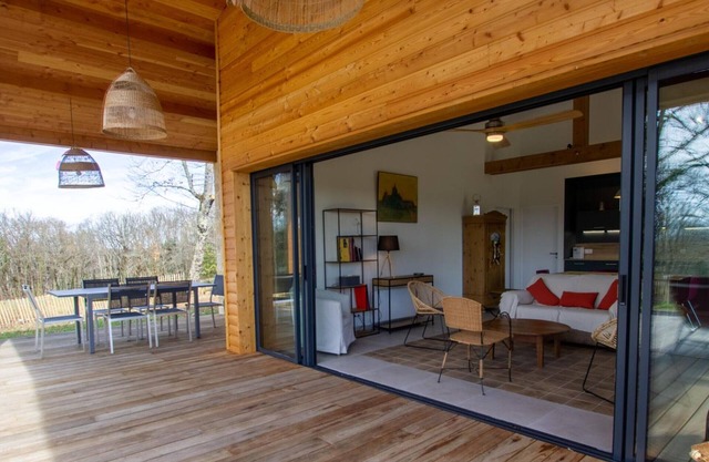 Agradable gîte con piscina privada y jardín cerrado en Dordoña