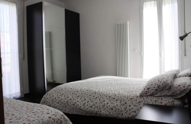 Cómodo y amplio apartamento de 2 dormitorios a pocos pasos del mar en Rímini