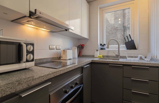 Cómodo apartamento para 4 en el corazón de Stgo