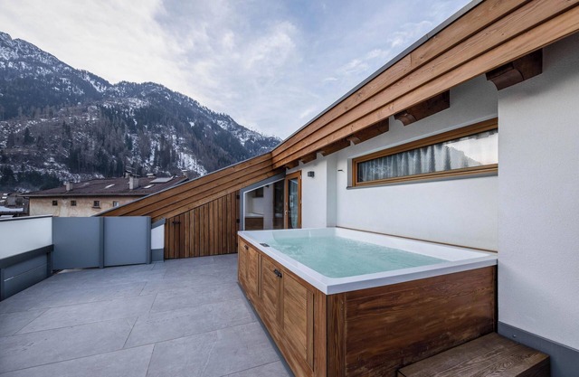 Cómodo apartamento "Vacanze Arcobaleno - Rosso" con vistas a la montaña