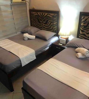 COMFY 1-BR Condo near SLEC, US Embassy, Malls,Park