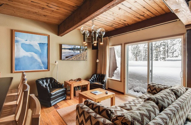 Comfy Alpine Meadows | Endless fun