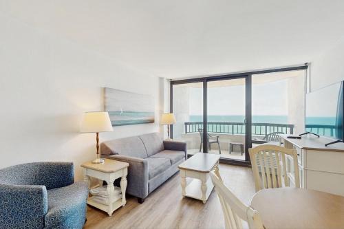 Compass Cove 1255