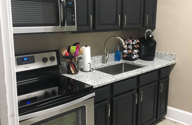 Completamente remodelado 1 Bd / 1 baño