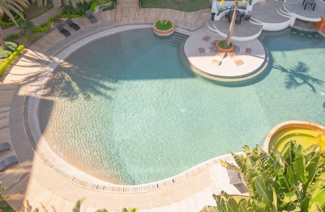 5010 2/4 Condominio de lujo junto a la Marina!