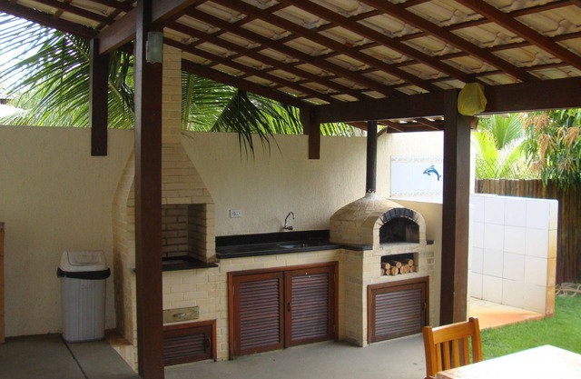 Casa a 200 metros de la playa de Guarajuba y 8 km de la Praia do Forte