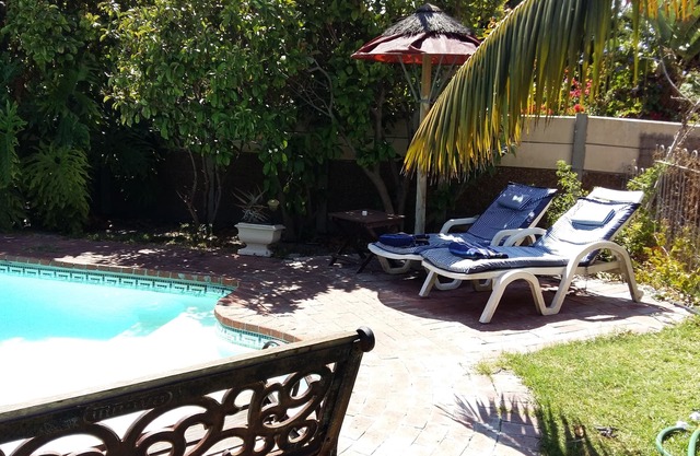 Constantia Lazy River, Arum Cottage 2 habitaciones, capacidad para 4