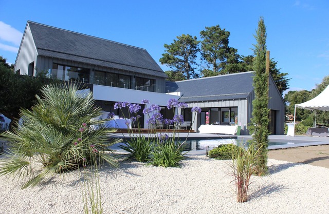 CASA CONTEMPORÁNEA CON PISCINA CLIMATIZADA A 150M DE LA PLAYA - 14 PERSONAS