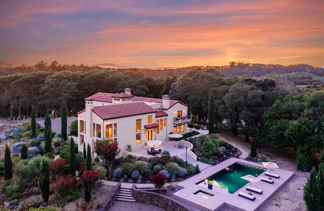 Villa contemporánea mediterránea