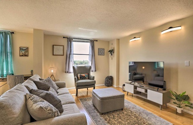Convenient Clearwater Condo Less Than 4 Mi to Beach!