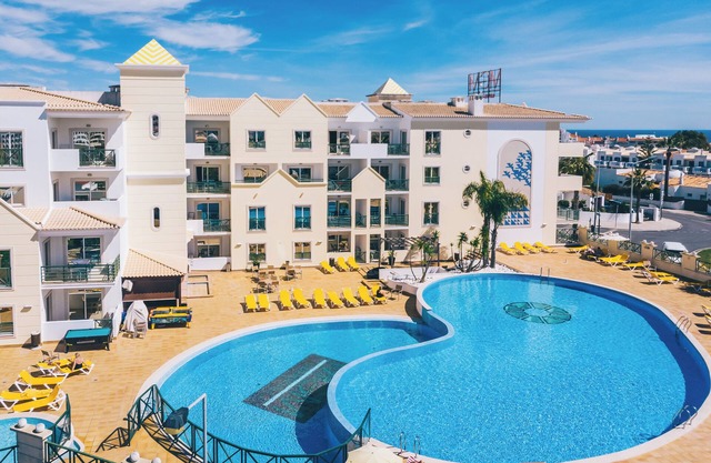 Convenient Stay, Superb Location! 2 Fully-furnished Units, 2 Pools, Free Parking
