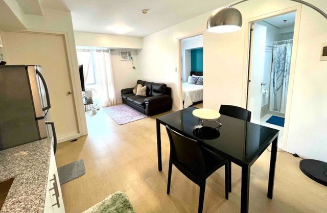 Cool Avida 1-bedroom in IT Park