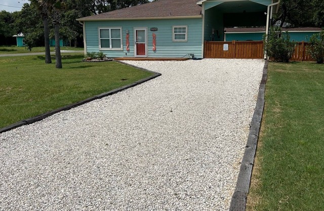 Coral Seahorse / Beautiful Patio