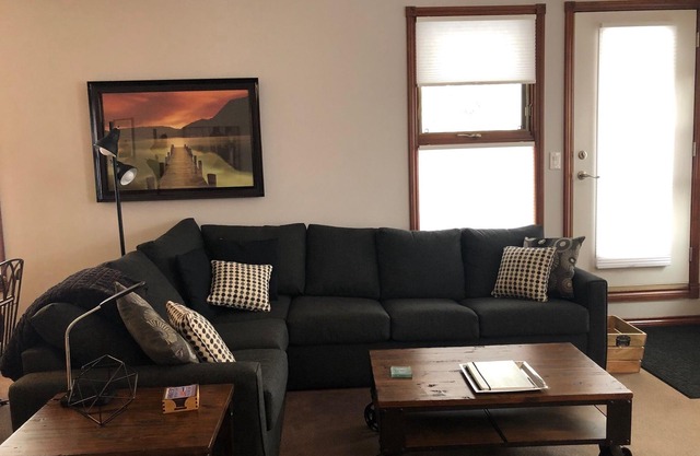 Disponible para Navidad - Condominio de lujo con 2 camas / 2 baños (7 personas) Se admiten mascotas