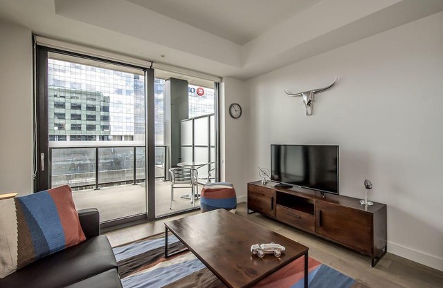 Corporate Stays | The Roy | Spacious 1BR