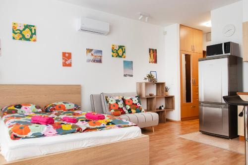 Corvin Gem2 Apartment with Parking