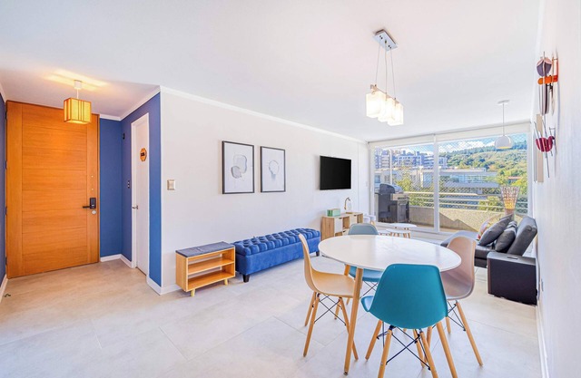 Costa Serena - Home Office, Parking & Views