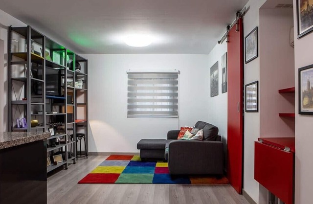 Cosy 2Bed in Madrid w/easy Airport access
