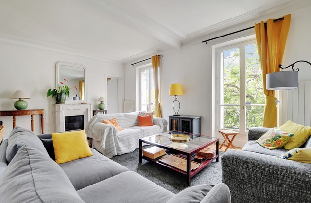 En Immeuble Haussmannien, amplio apartamento familiar con todas las comodidades 145m²