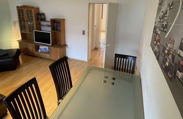 Hermoso apartamento para 5 personas con WIFI, TV, mascotas permitida y aparcamiento