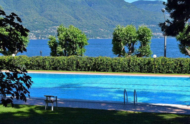 Hermoso apartamento para 6 personas con WIFI, piscina, TV, patio y aparcamiento