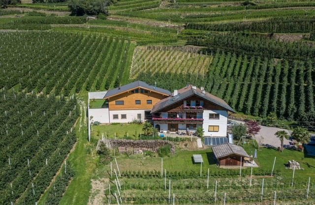 Acogedor apartamento "Pixnerhof - Gala" en una granja con Wi-Fi y vistas a la montaña