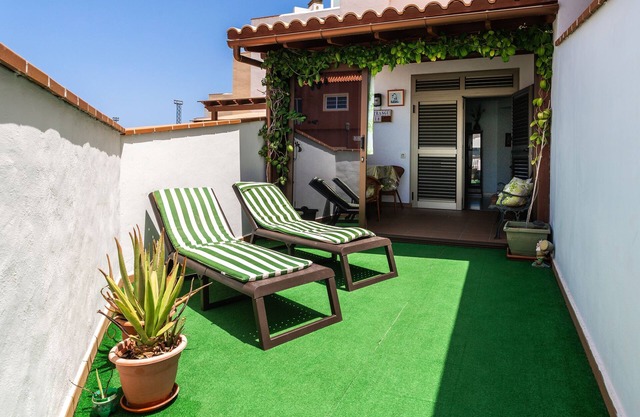 Acogedor apartamento "El Carmen" cerca de la playa con Wi-Fi y terraza