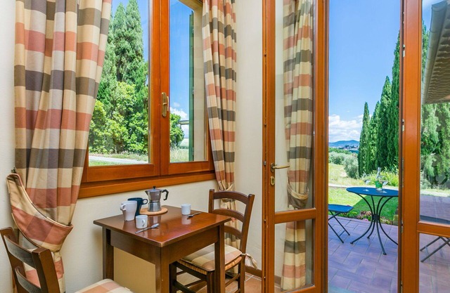 Precioso apartamento para 4 personas con WIFI, piscina, A/C, TV y mascotas permitida