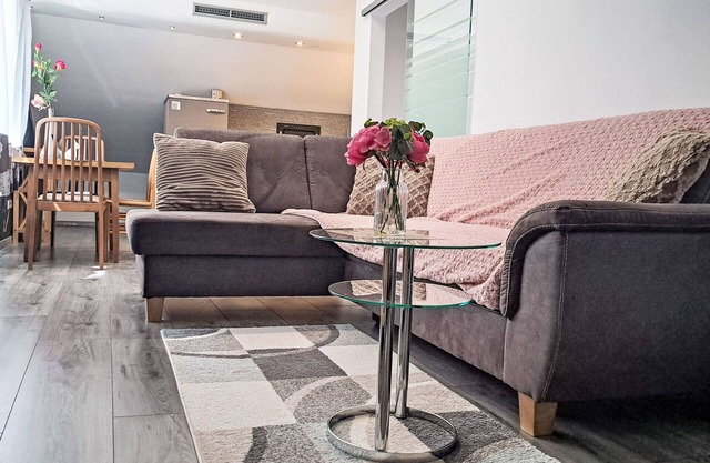 Bonito apartamento para 2 personas con WIFI, TV, mascotas permitida y aparcamiento