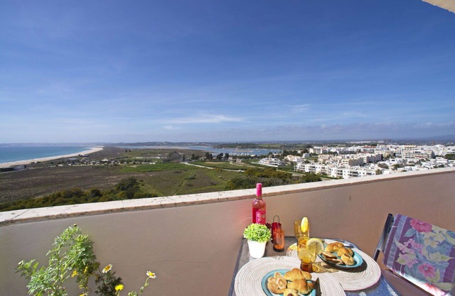 Bonito apartamento para 2 personas con A/C, WIFI, TV, balcón y aparcamiento