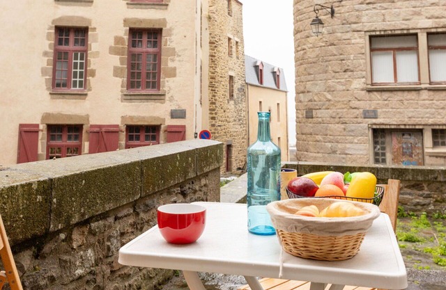 Acogedor apartamento para 3 personas con WIFI, TV, terraza y aparcamiento