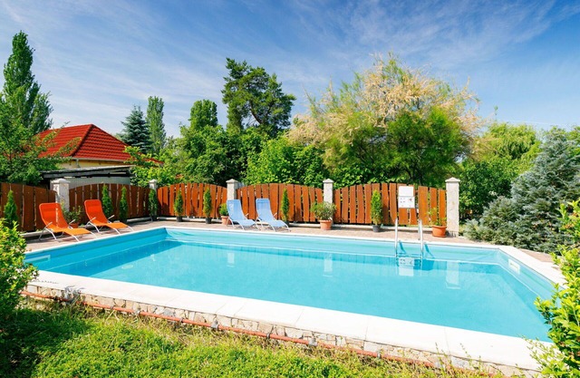 Hermoso apartamento para 4 personas con piscina, WIFI, A/C