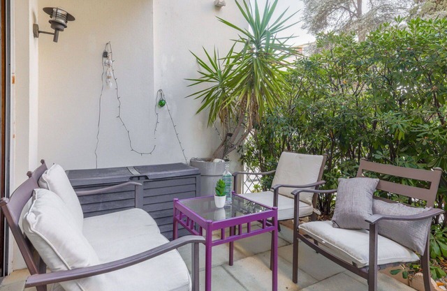 Precioso apartamento para 4 personas con piscina, WIFI, TV, terraza y aparcamiento