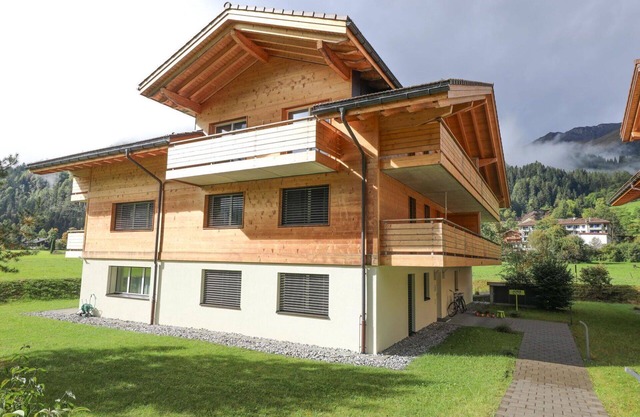 Precioso apartamento para 4 personas con WIFI y balcón