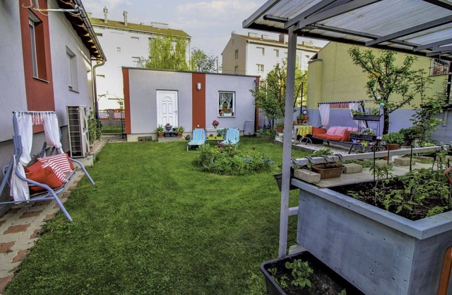Hermoso apartamento para 5 personas con WIFI, TV, patio y aparcamiento